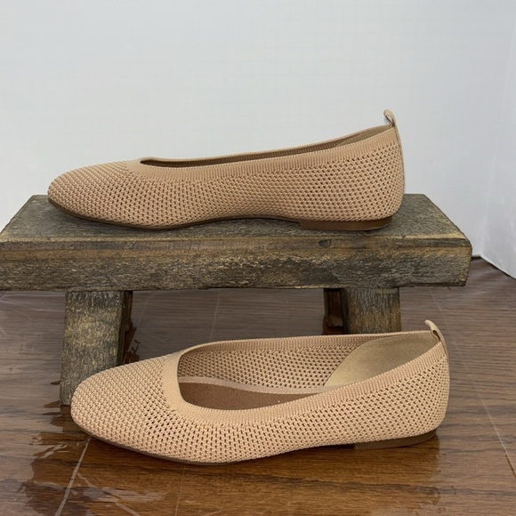 Lucky brand women’s Daneric ballet flats. Knit material. Size 8. EUC. - Picture 2 of 6